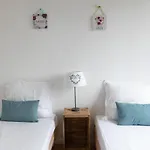 Spacieux Appartement A Proximite Du Centre Villes Wifi Stationnement Gratuit