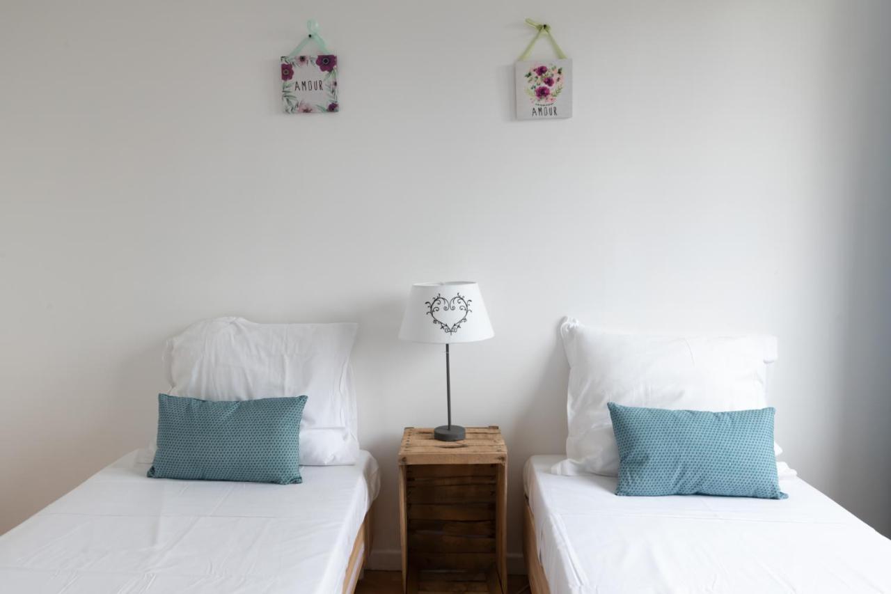 Spacieux A Proximite Du Centre Villes Wifi Stationnement Gratuit Appartement Avignon